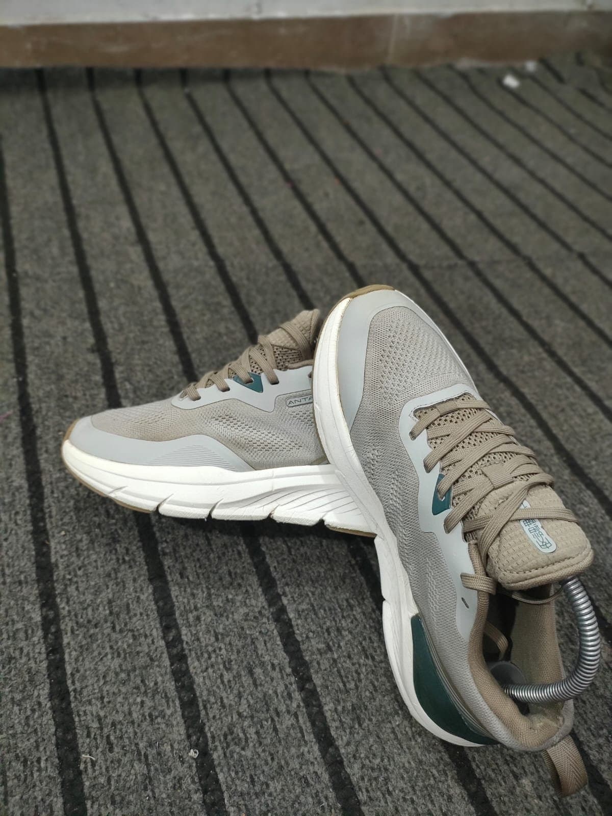 Anta Grey Athletic Sneakers